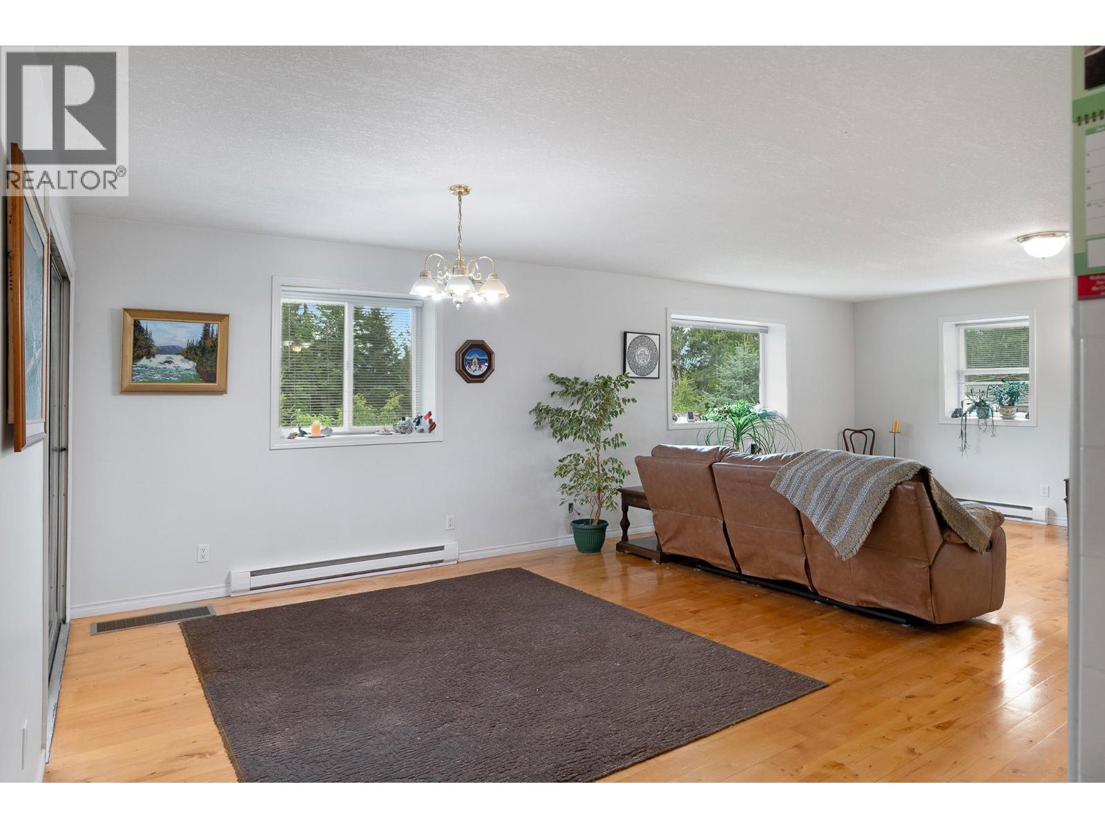 830 16th Avenue S, Creston, British Columbia  V0B 1G3 - Photo 67 - 10395099