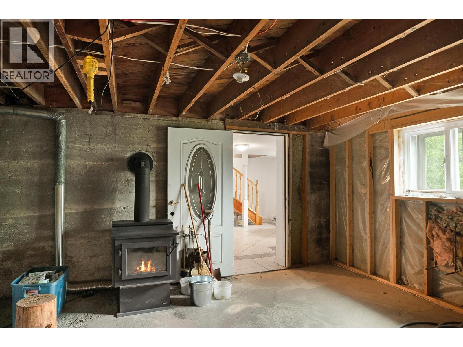 830 16th Avenue S, Creston, British Columbia  V0B 1G3 - Photo 71 - 10395099