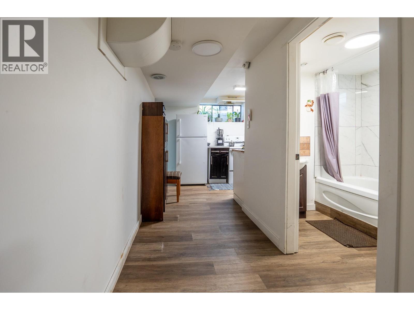 778 Central Avenue, Grand Forks, British Columbia  V0H 1H0 - Photo 13 - 10395131