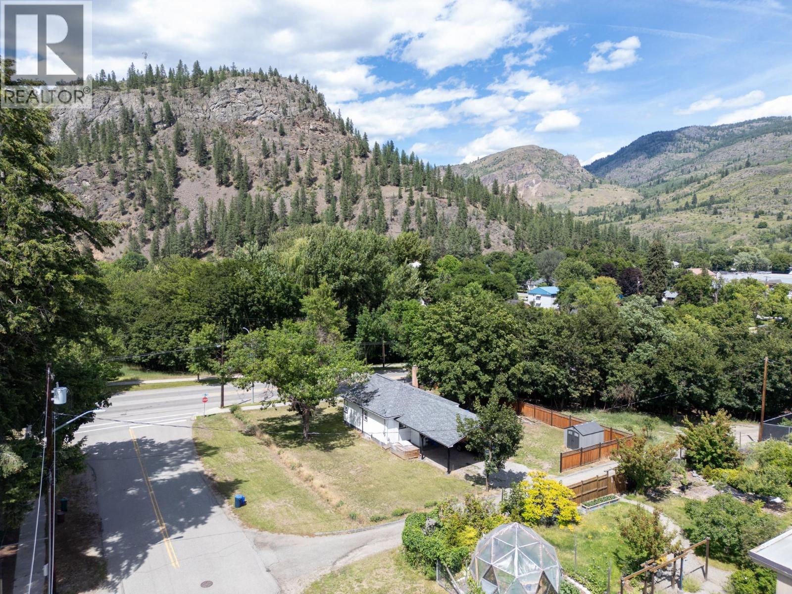 778 Central Avenue, Grand Forks, British Columbia  V0H 1H0 - Photo 17 - 10395131