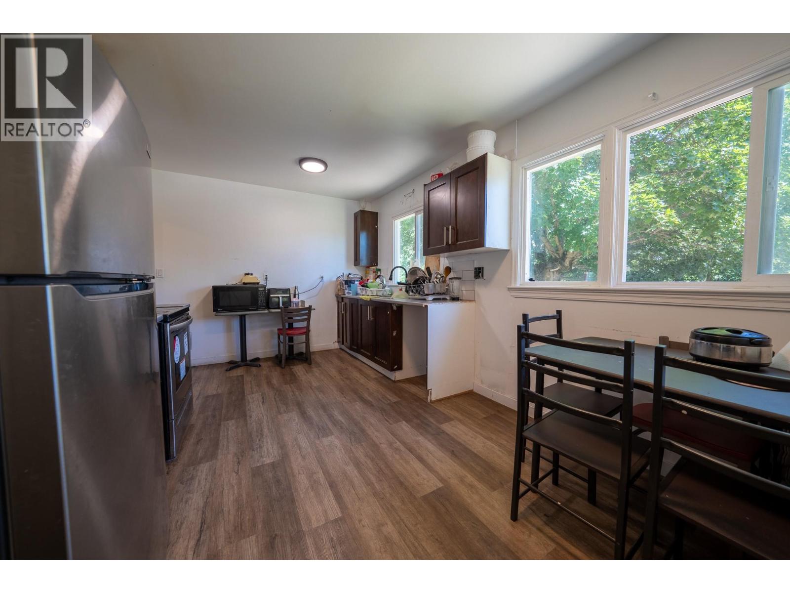 778 Central Avenue, Grand Forks, British Columbia  V0H 1H0 - Photo 2 - 10395131