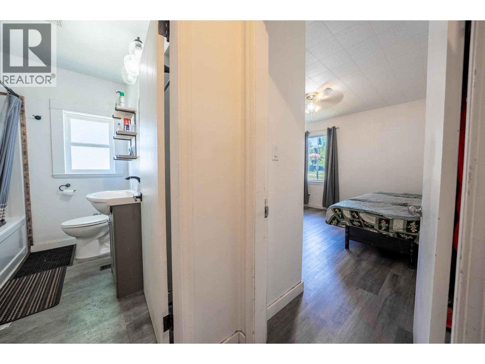 778 Central Avenue, Grand Forks, British Columbia  V0H 1H0 - Photo 7 - 10395131