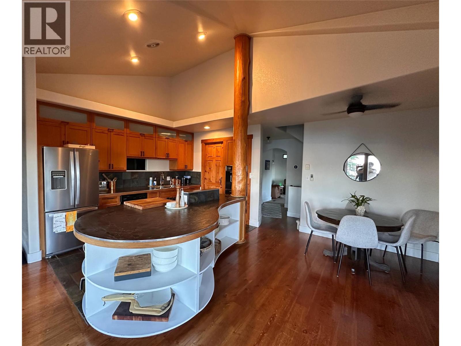 460 Galway Place, Vernon, British Columbia  V1H 2G2 - Photo 4 - 10395053