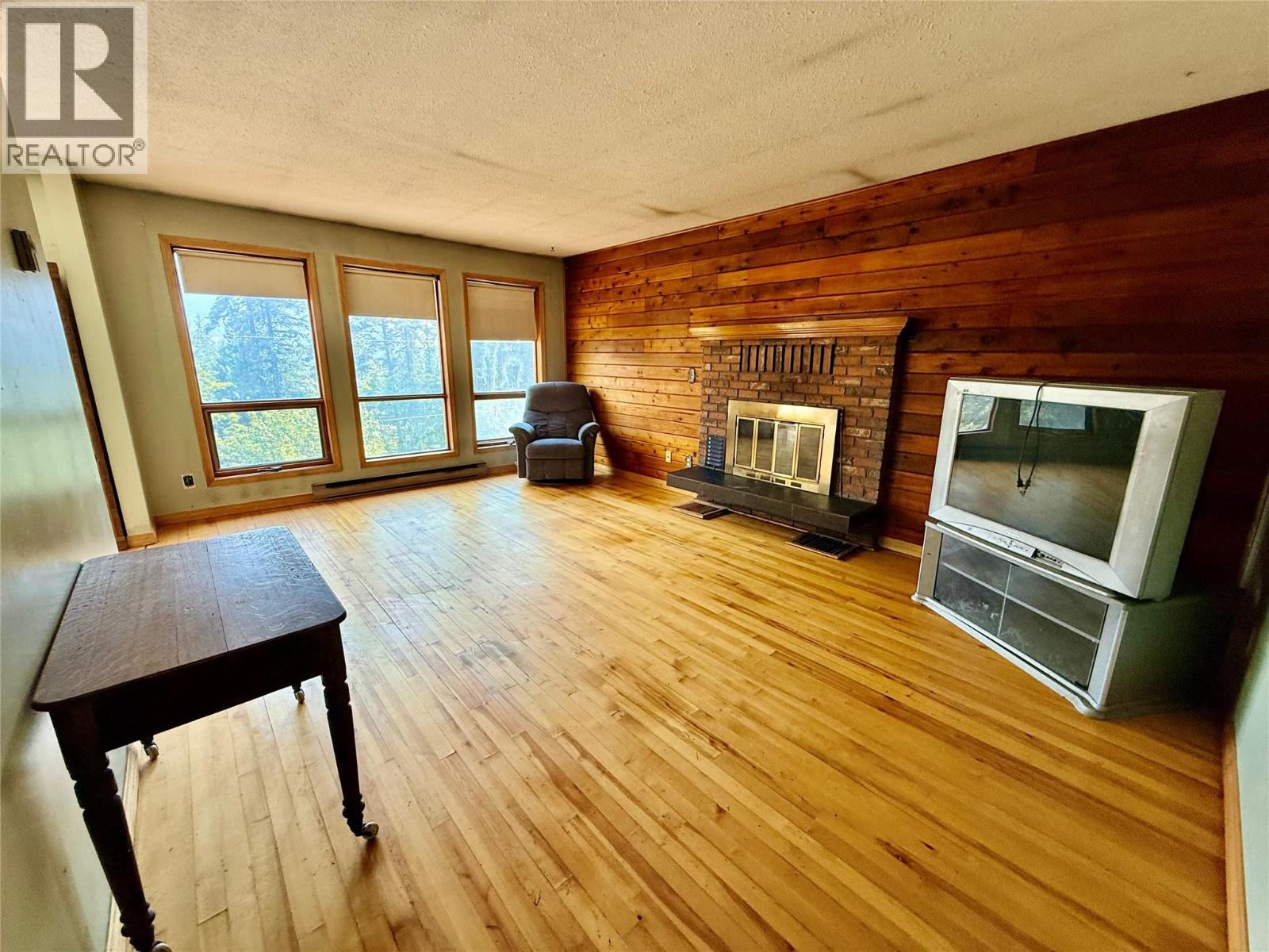 3332 Lakeview Heights Drive, Sorrento, British Columbia  V0E 2W1 - Photo 13 - 10394650