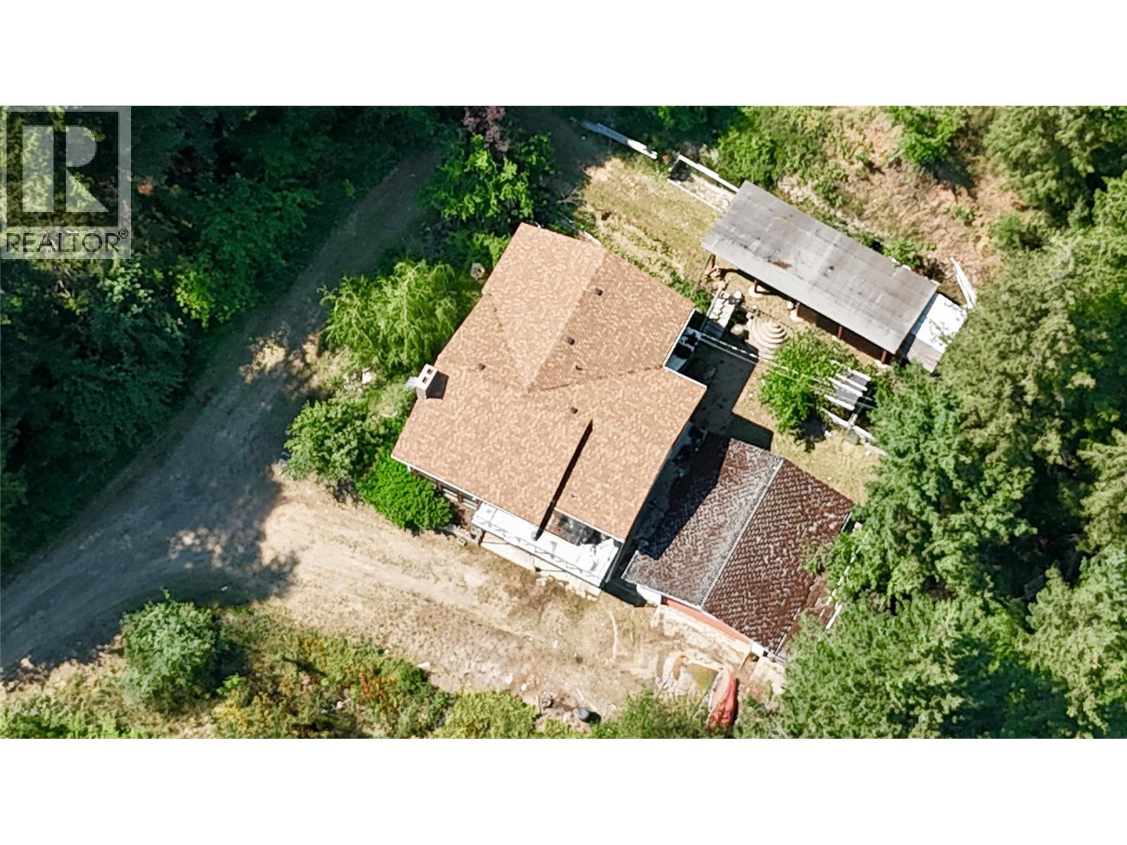 3332 Lakeview Heights Drive, Sorrento, British Columbia  V0E 2W1 - Photo 4 - 10394650