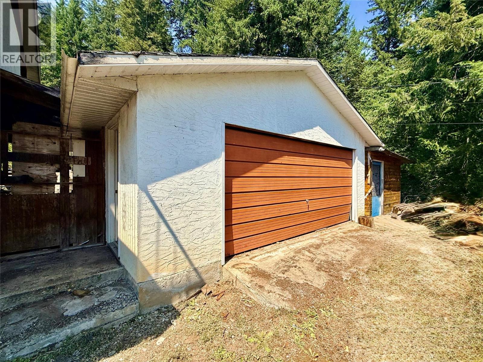 3332 Lakeview Heights Drive, Sorrento, British Columbia  V0E 2W1 - Photo 7 - 10394650