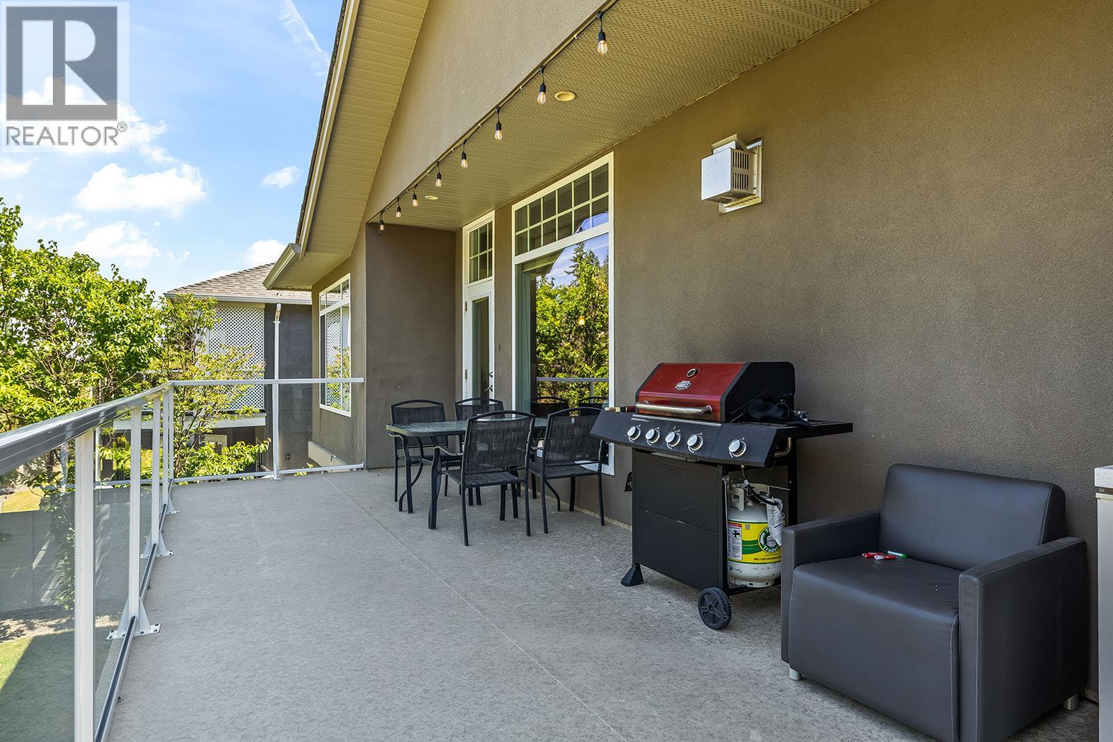 1839 Peak Point Court, West Kelowna, British Columbia  V1Z 4B4 - Photo 15 - 10394172