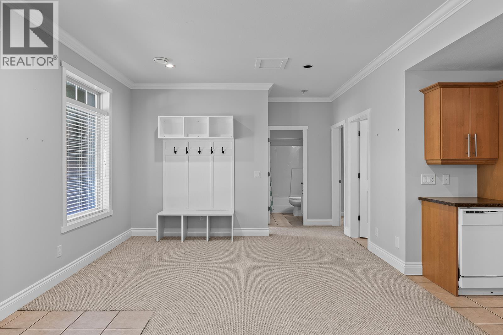 1839 Peak Point Court, West Kelowna, British Columbia  V1Z 4B4 - Photo 37 - 10394172
