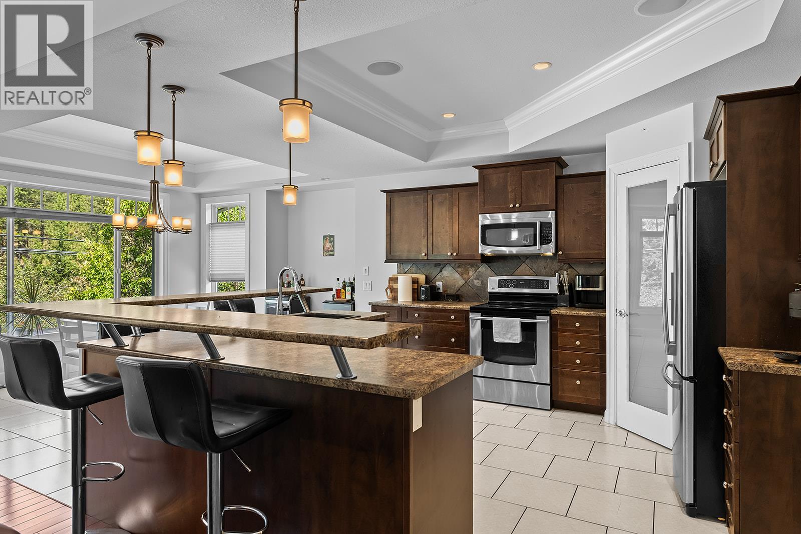1839 Peak Point Court, West Kelowna, British Columbia  V1Z 4B4 - Photo 5 - 10394172