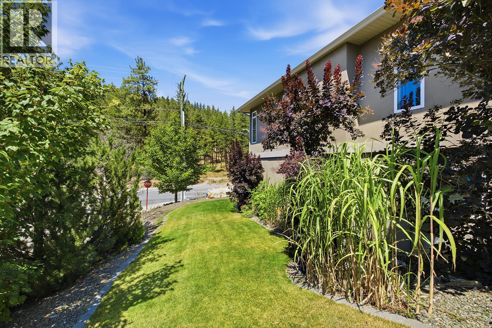 1839 Peak Point Court, West Kelowna, British Columbia  V1Z 4B4 - Photo 64 - 10394172