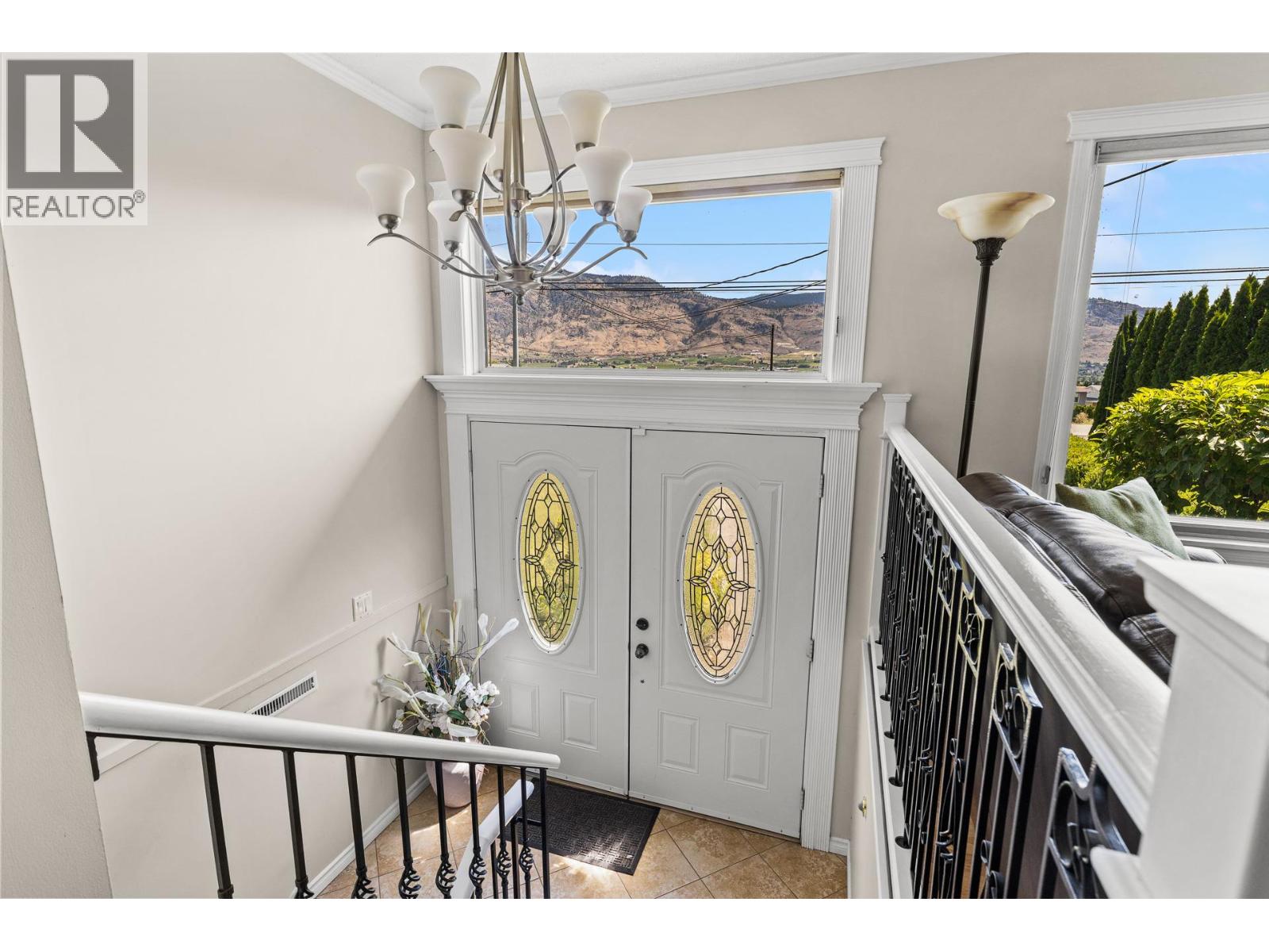 6012 107th Street, Osoyoos, British Columbia  V0H 1V4 - Photo 12 - 10395141