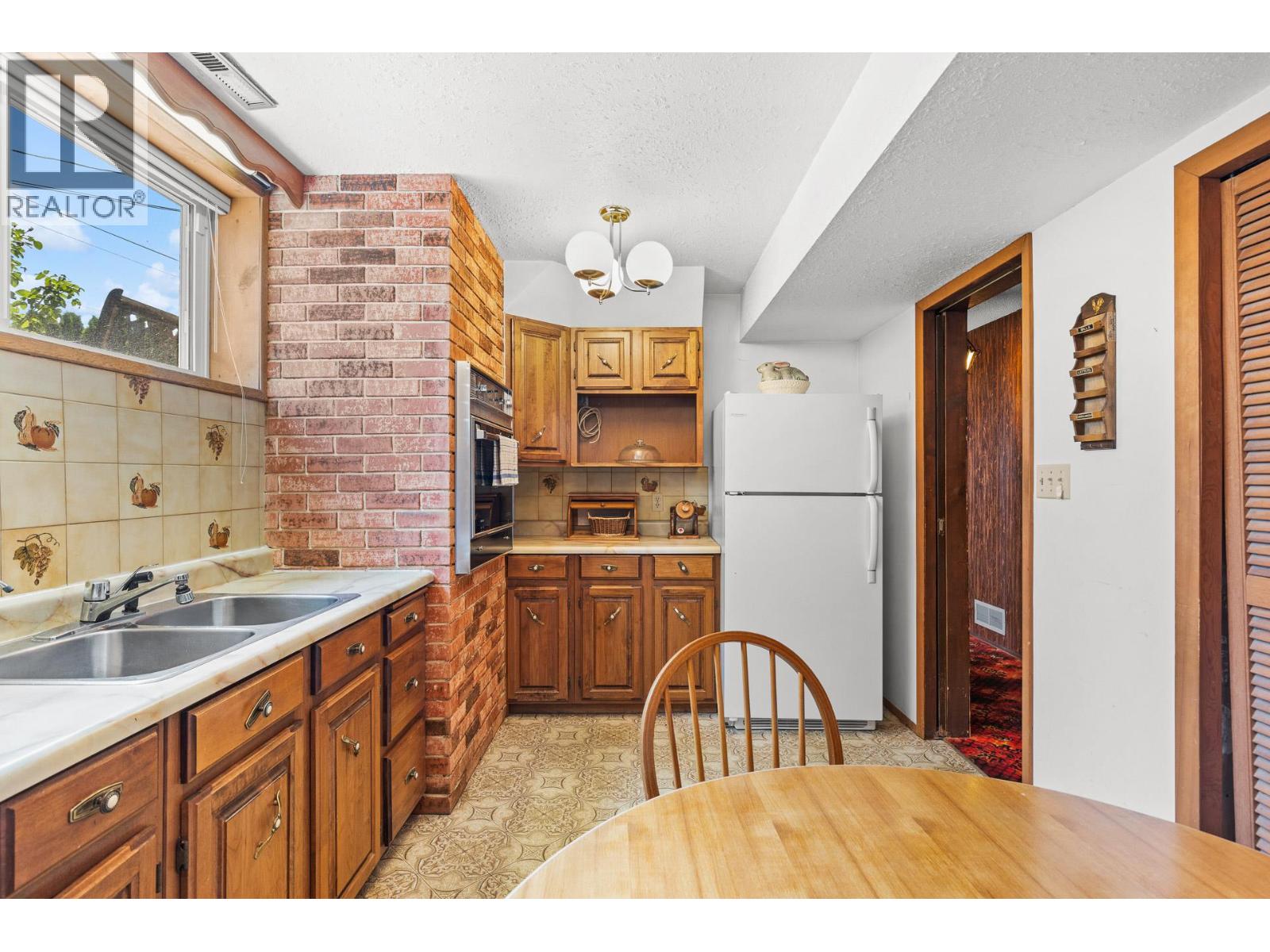 6012 107th Street, Osoyoos, British Columbia  V0H 1V4 - Photo 44 - 10395141