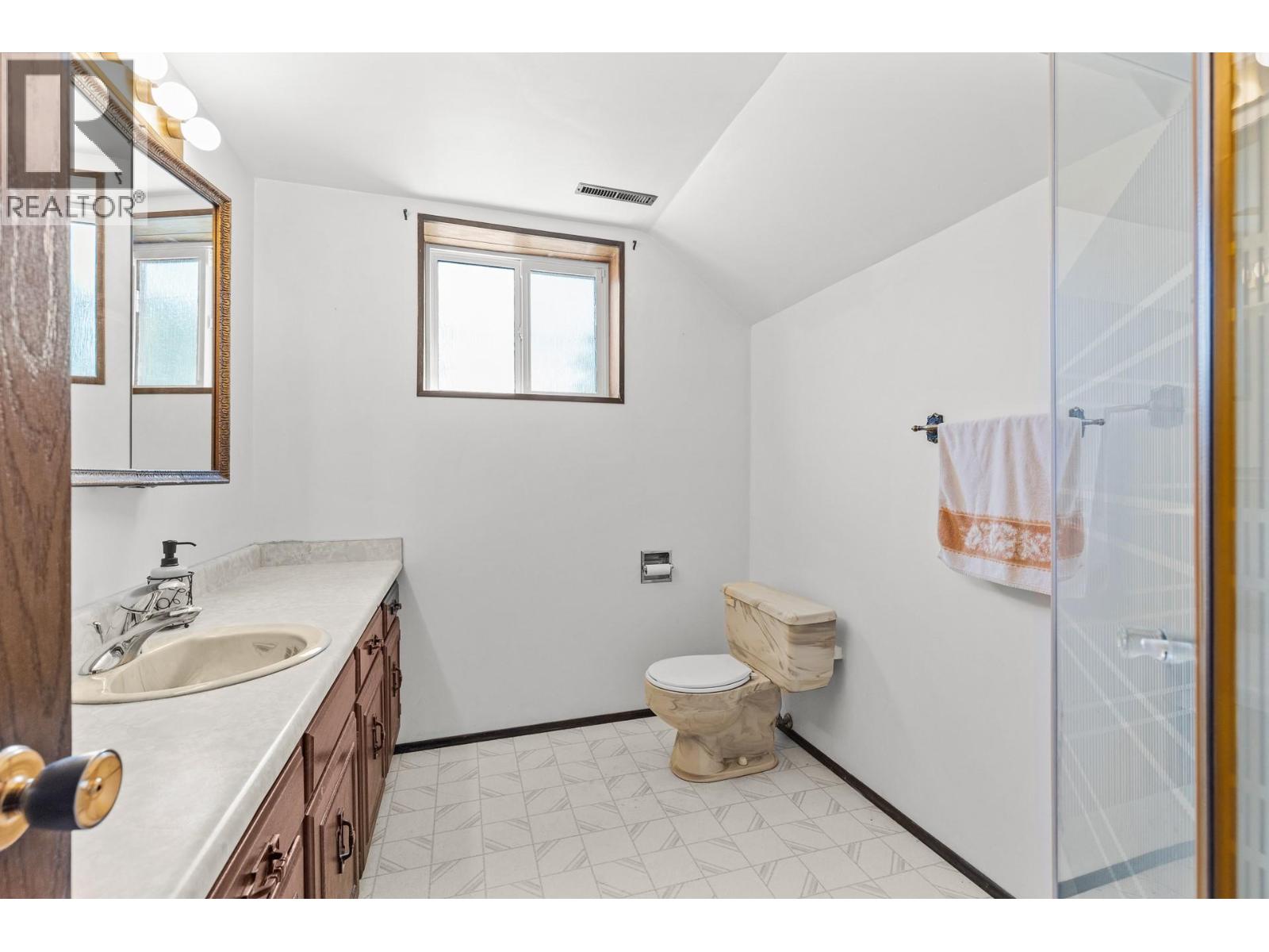 6012 107th Street, Osoyoos, British Columbia  V0H 1V4 - Photo 54 - 10395141
