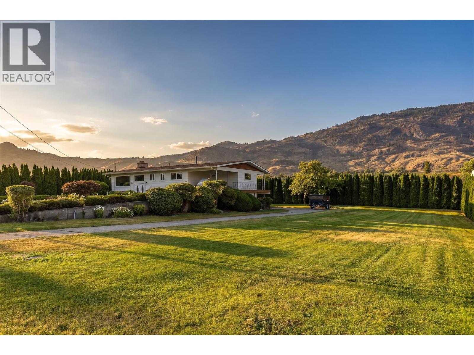 6012 107th Street, Osoyoos, British Columbia  V0H 1V4 - Photo 6 - 10395141