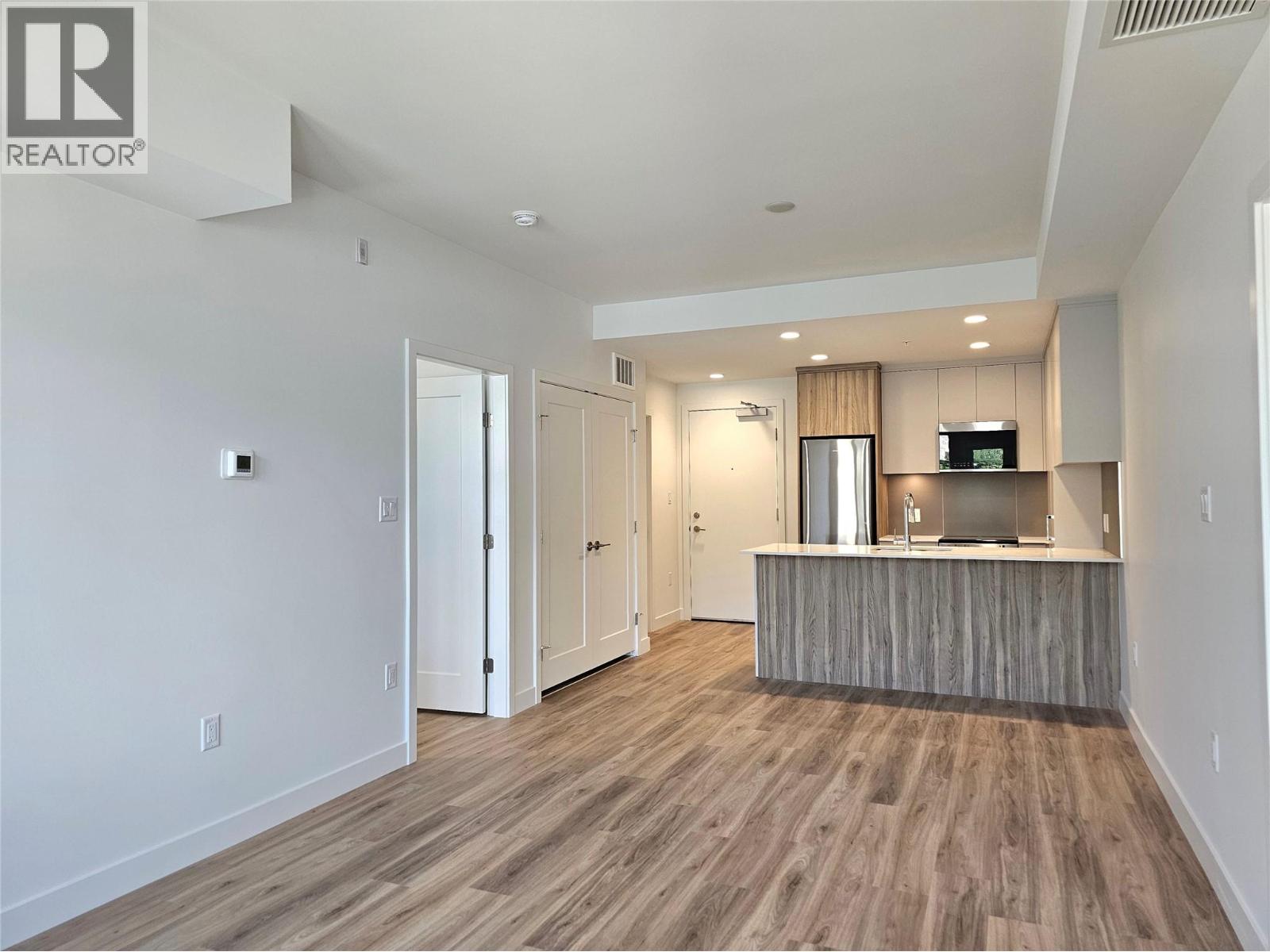 271 Wylie Street Unit# 420, Penticton, British Columbia  V2A 0L3 - Photo 8 - 10394807