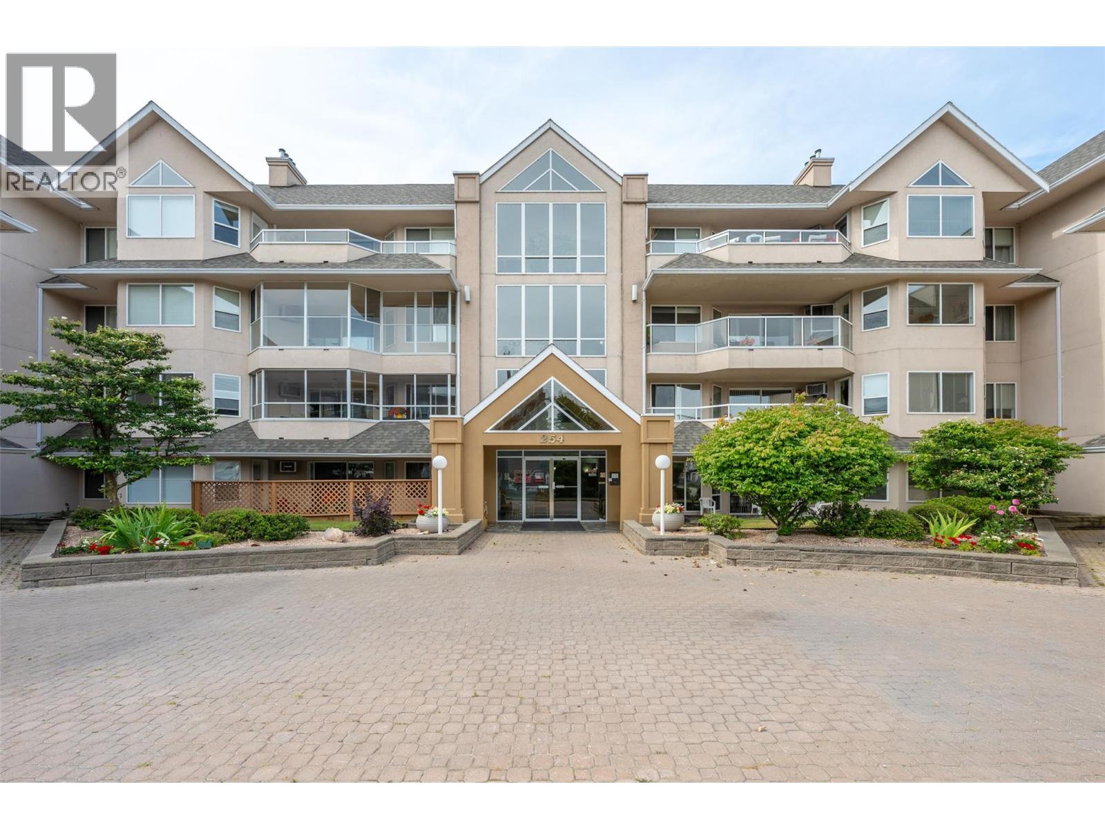 254 Scott Avenue Unit# 408, Penticton, British Columbia  V2A 2J5 - Photo 3 - 10395092