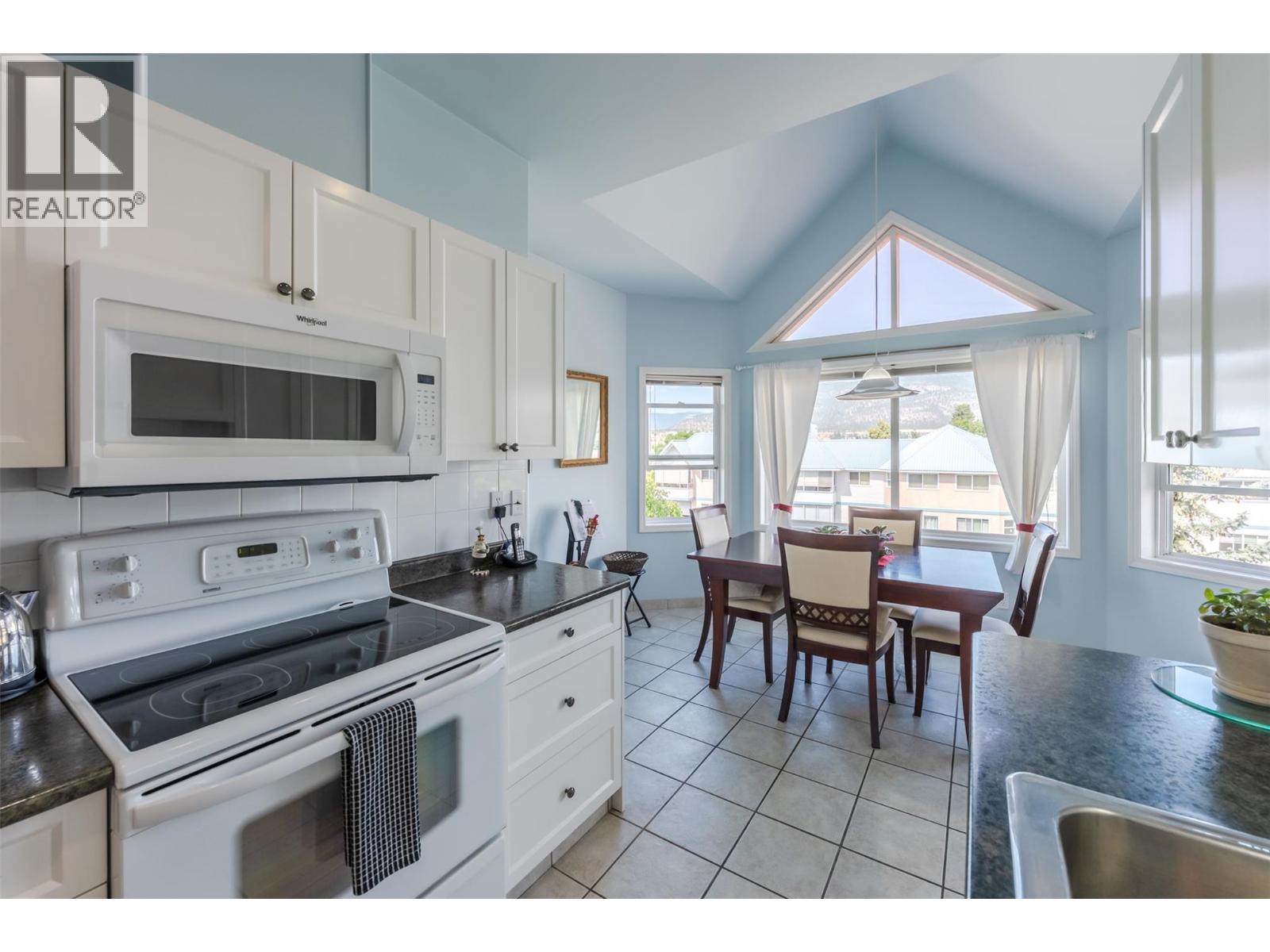 254 Scott Avenue Unit# 408, Penticton, British Columbia  V2A 2J5 - Photo 5 - 10395092