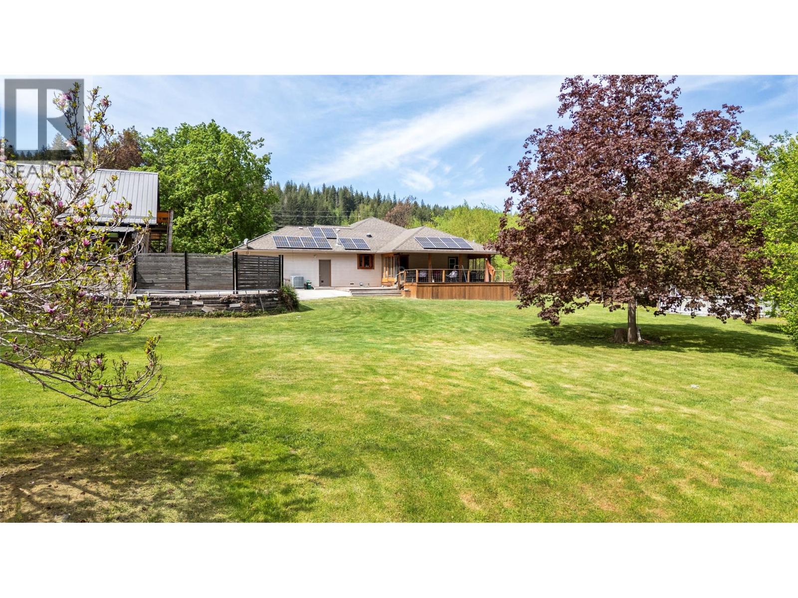 3960 50 Street Ne, Salmon Arm, British Columbia  V1E 1Y5 - Photo 36 - 10395012