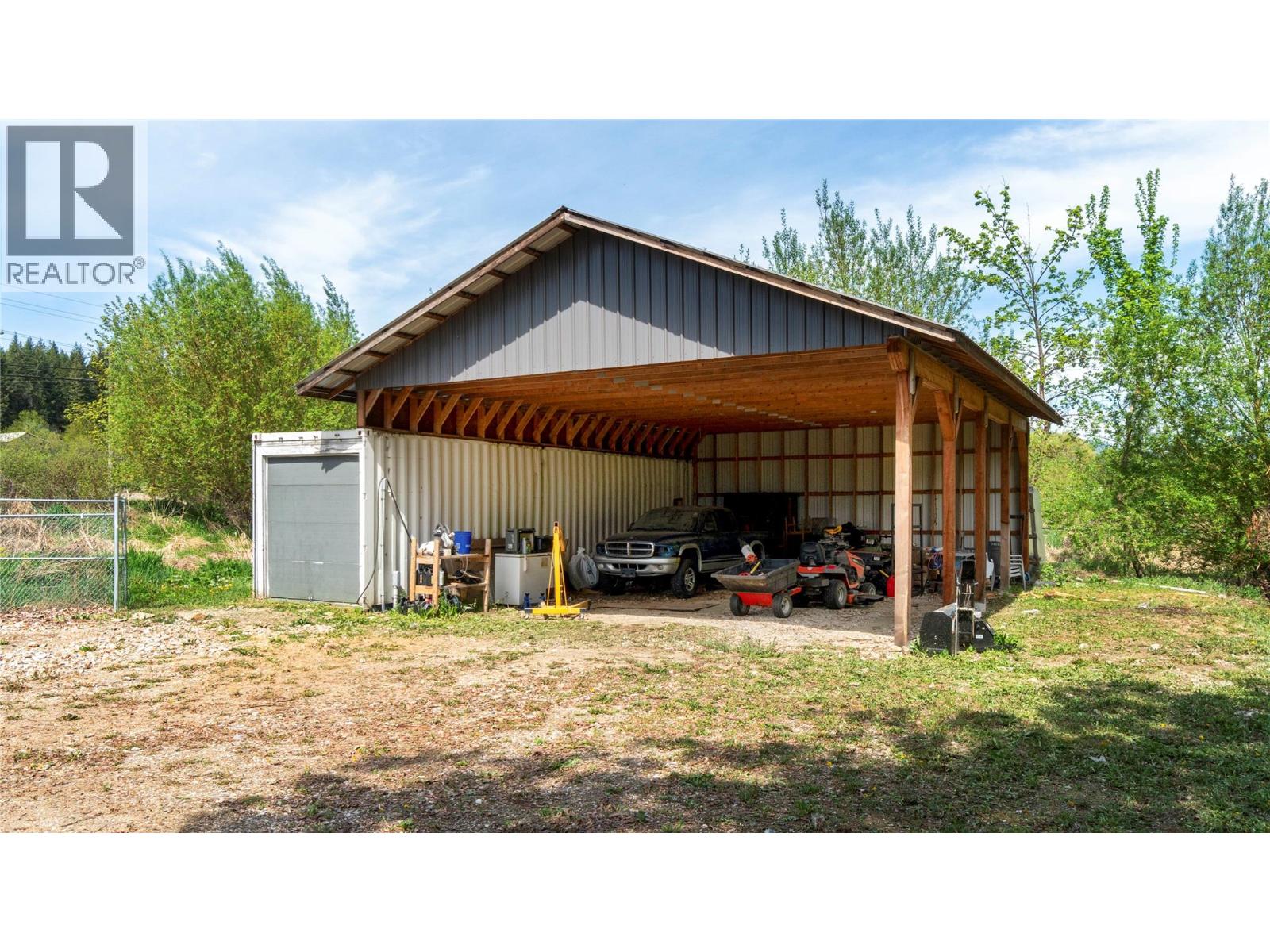 3960 50 Street Ne, Salmon Arm, British Columbia  V1E 1Y5 - Photo 45 - 10395012