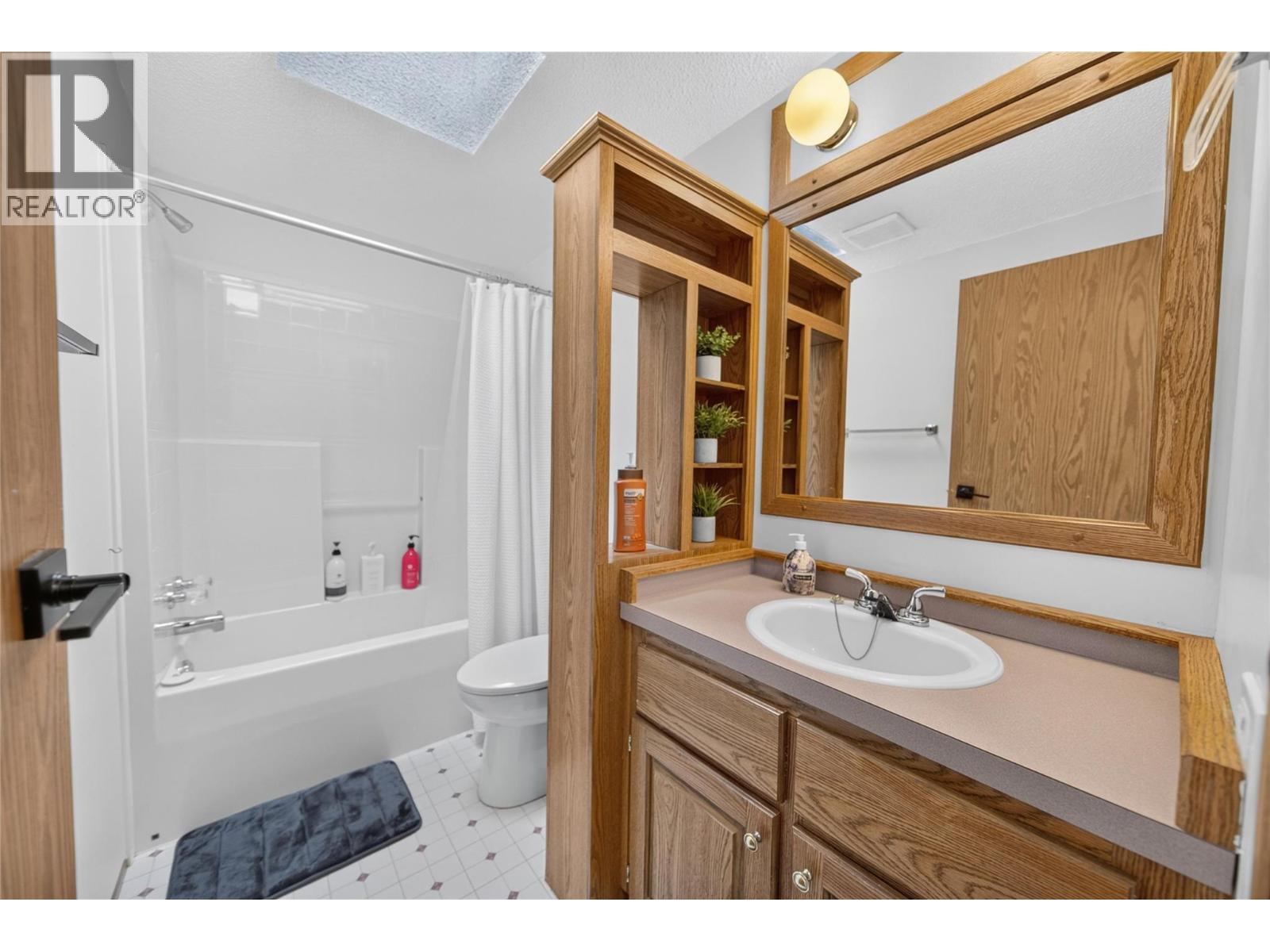 3686 Sweet Road, Baynes Lake, British Columbia  V0B 1T4 - Photo 34 - 10394309