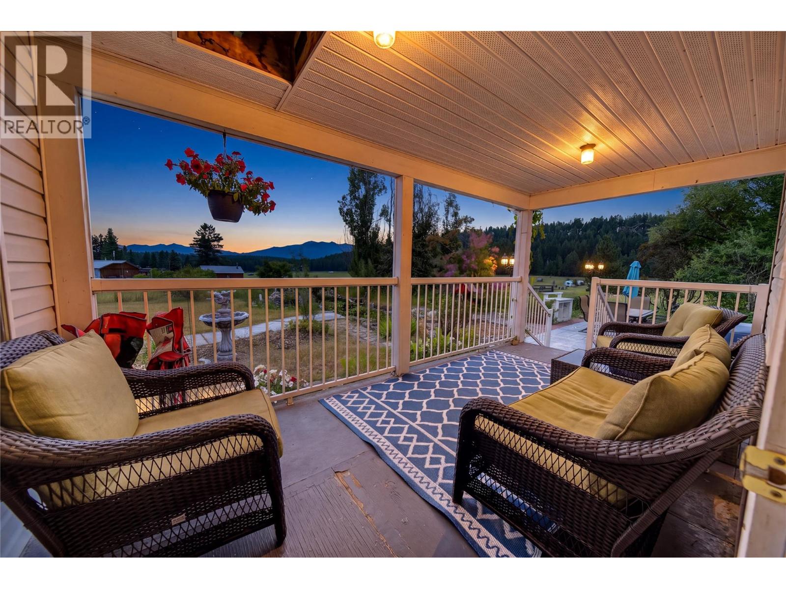 3686 Sweet Road, Baynes Lake, British Columbia  V0B 1T4 - Photo 46 - 10394309