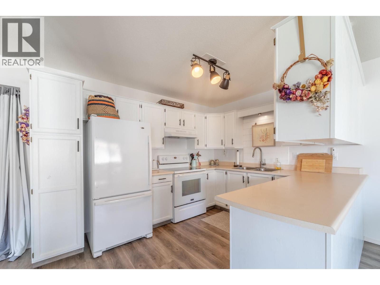 13014 Armstrong Avenue Unit# 203, Summerland, British Columbia  V0H 1Z5 - Photo 5 - 10395143