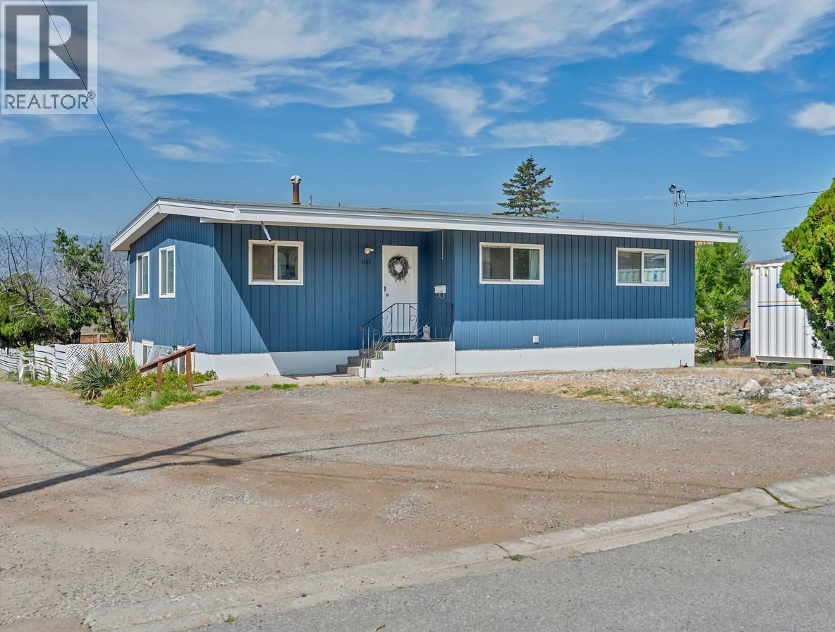 1477 Carmi Drive, Penticton, British Columbia  V2A 4R9 - Photo 1 - 10395071