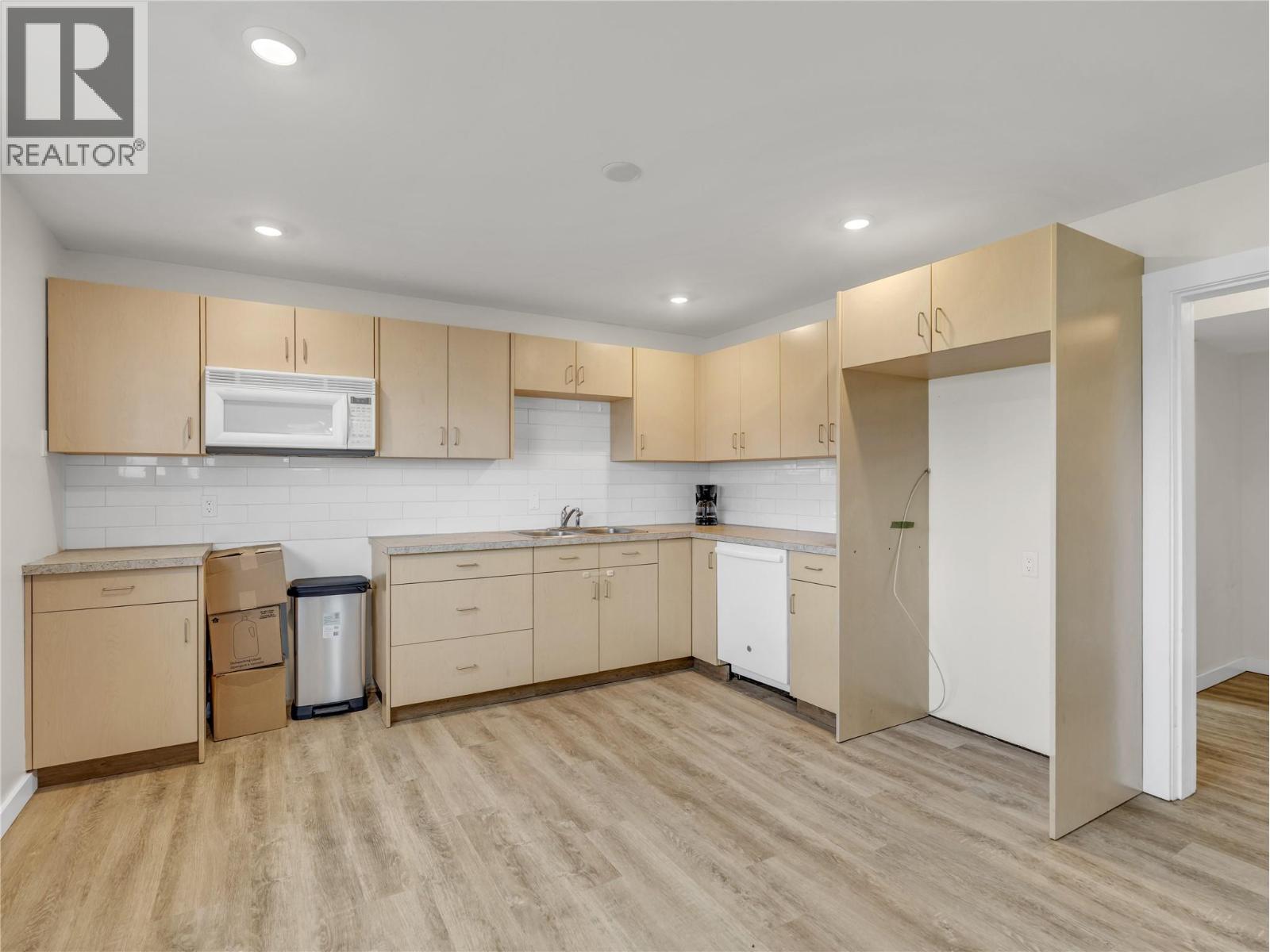 1477 Carmi Drive, Penticton, British Columbia  V2A 4R9 - Photo 16 - 10395071