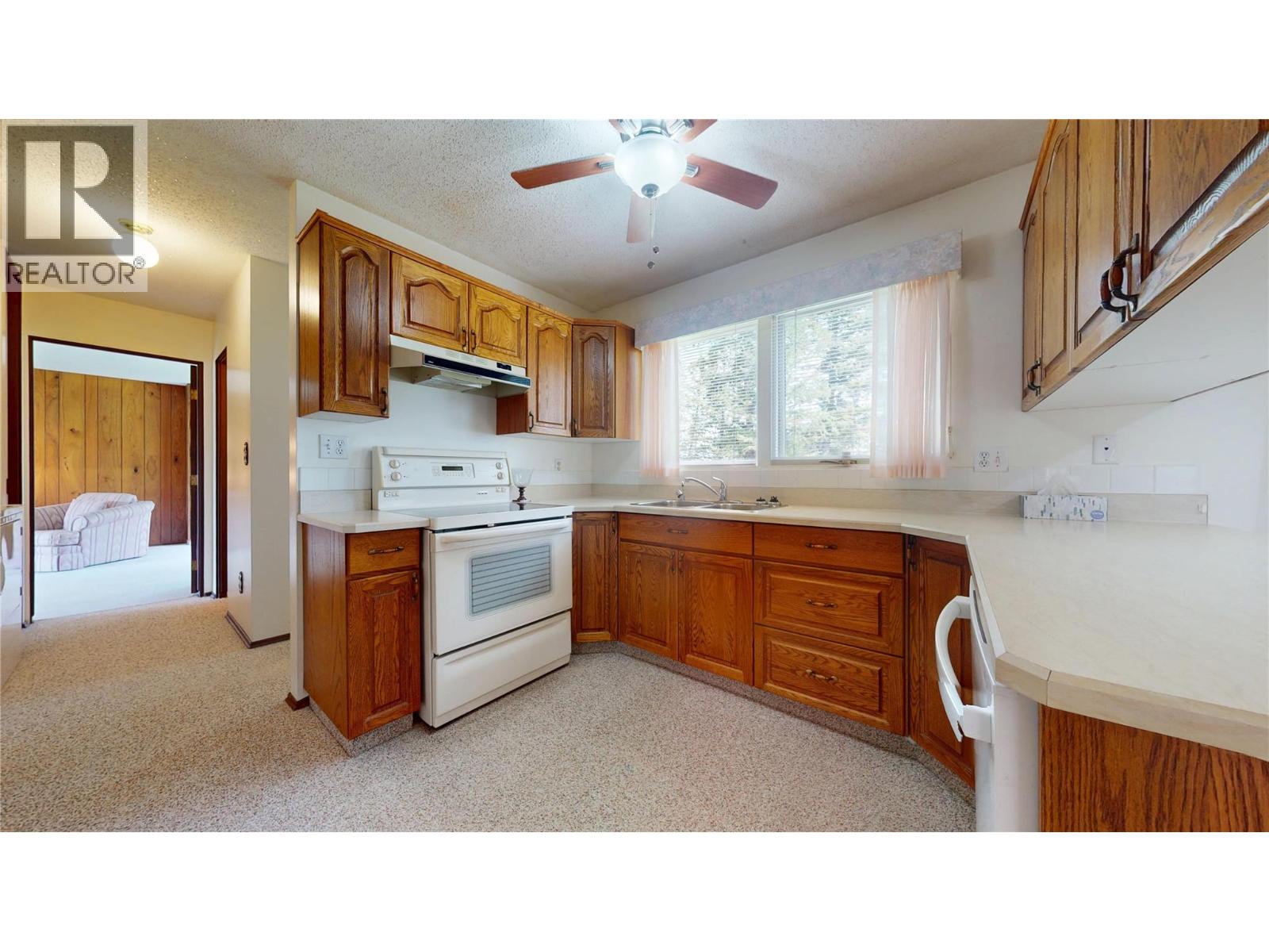 2608 2nd Street S, Cranbrook, British Columbia  V1C 1E2 - Photo 10 - 10395134