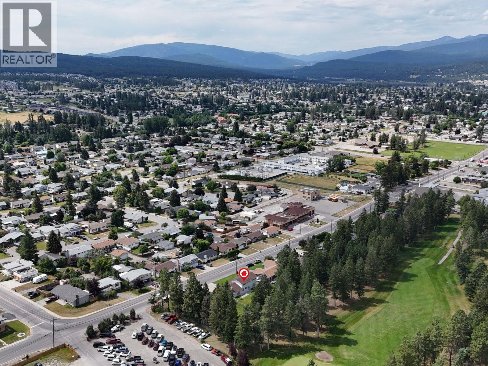 2608 2nd Street S, Cranbrook, British Columbia  V1C 1E2 - Photo 3 - 10395134