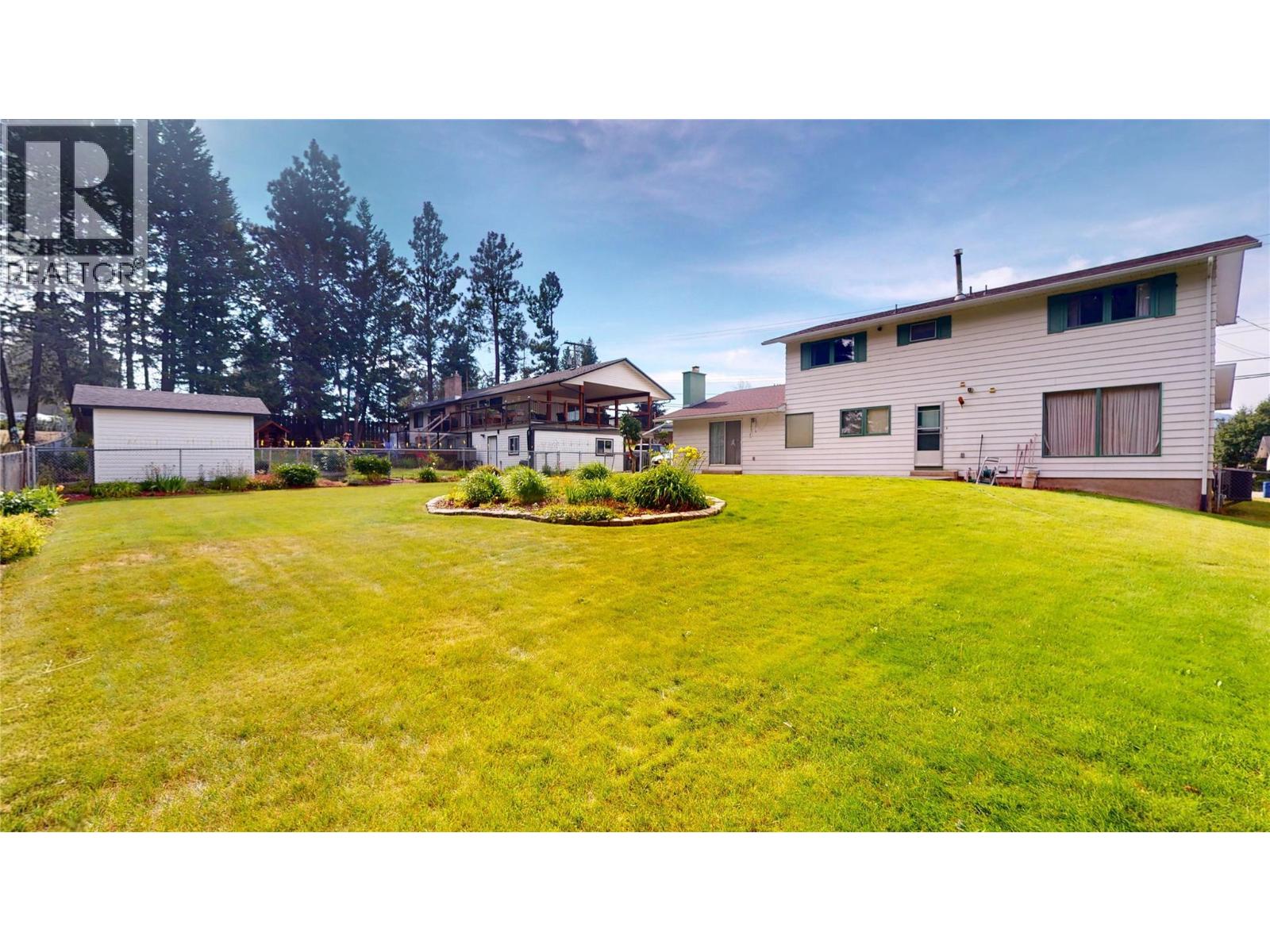 2608 2nd Street S, Cranbrook, British Columbia  V1C 1E2 - Photo 46 - 10395134