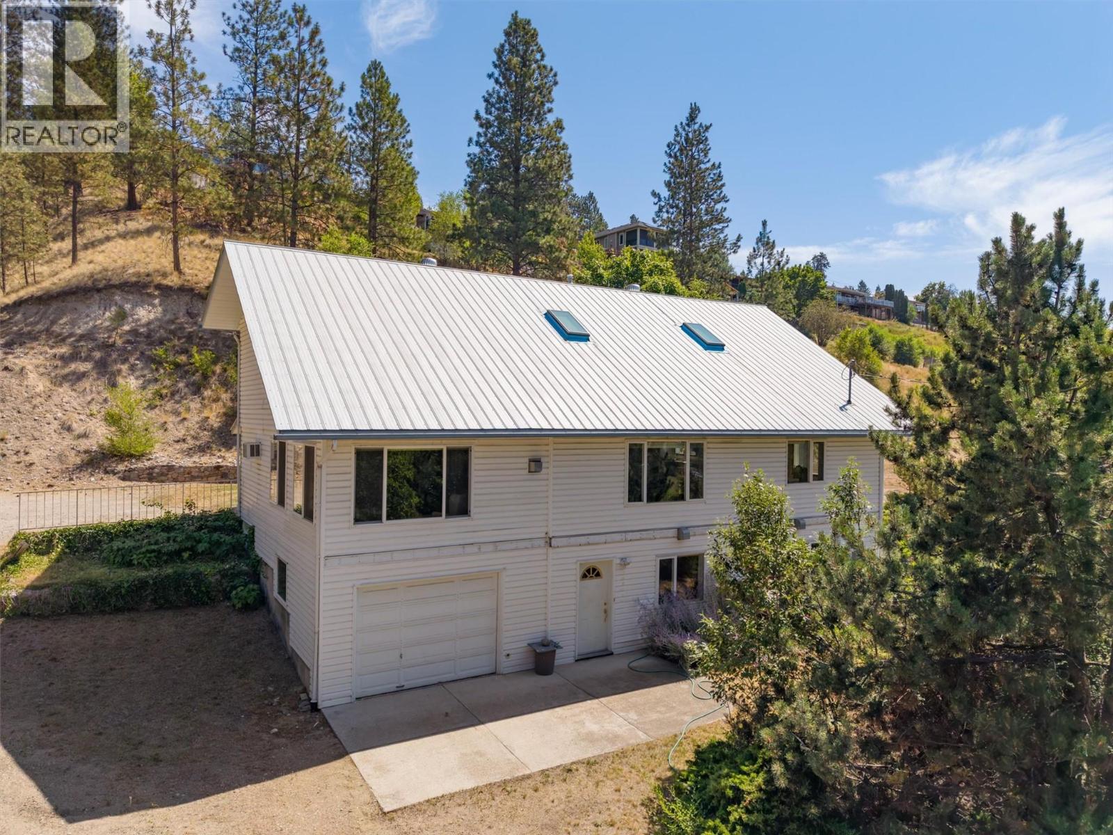11451 Dakota Road, Lake Country, British Columbia  V4V 1X1 - Photo 11 - 10394939