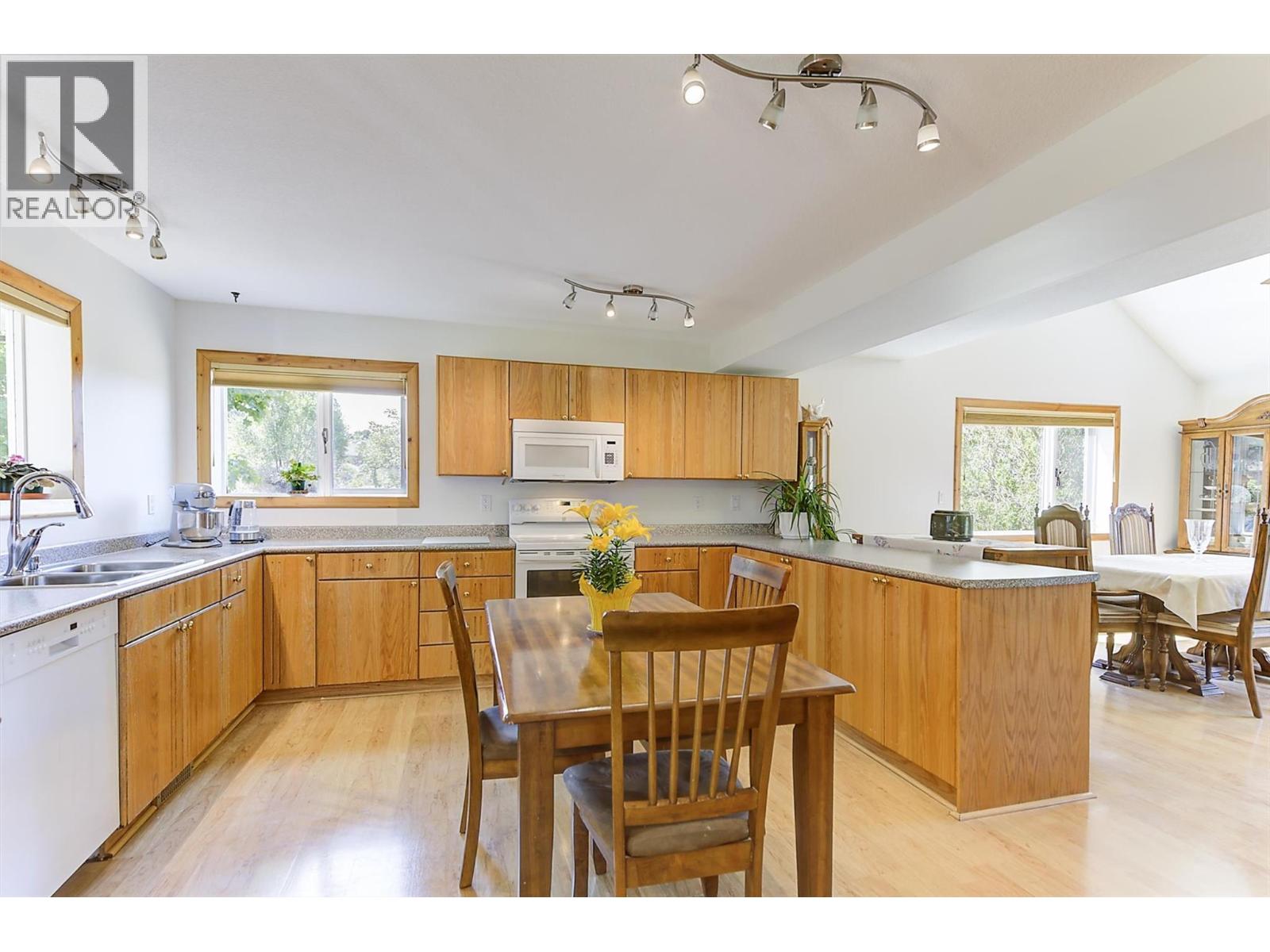 11451 Dakota Road, Lake Country, British Columbia  V4V 1X1 - Photo 26 - 10394939