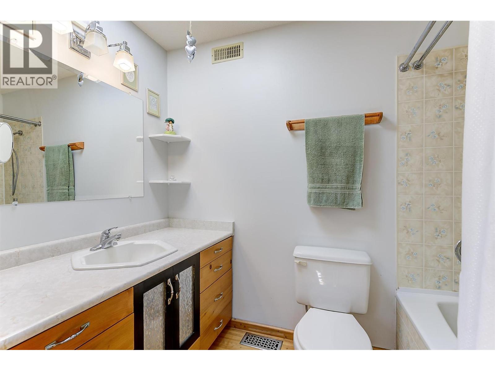 11451 Dakota Road, Lake Country, British Columbia  V4V 1X1 - Photo 35 - 10394939