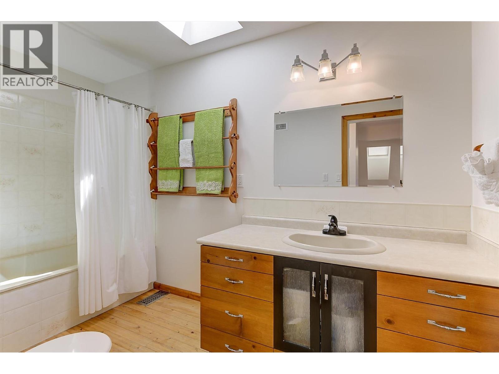 11451 Dakota Road, Lake Country, British Columbia  V4V 1X1 - Photo 43 - 10394939