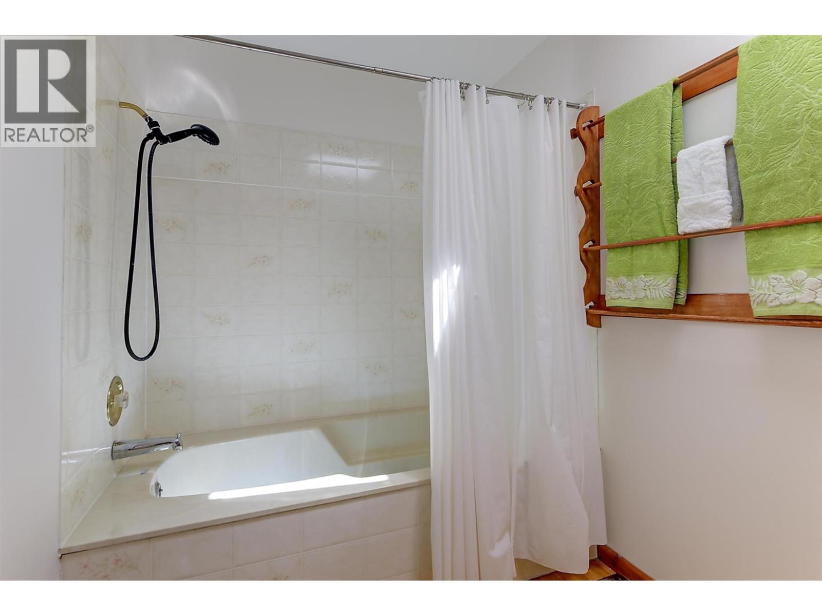 11451 Dakota Road, Lake Country, British Columbia  V4V 1X1 - Photo 44 - 10394939