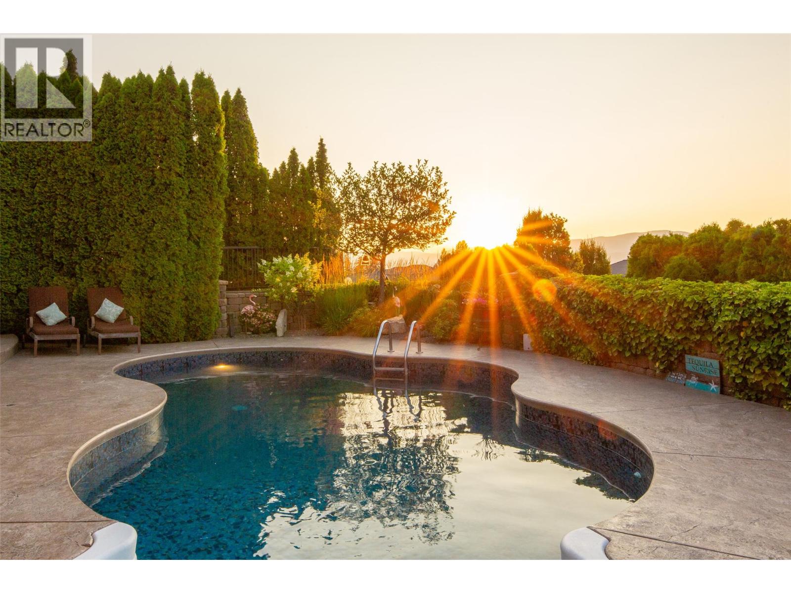 670 Devonian Avenue, Kelowna, British Columbia  V1W 5C2 - Photo 3 - 10394655