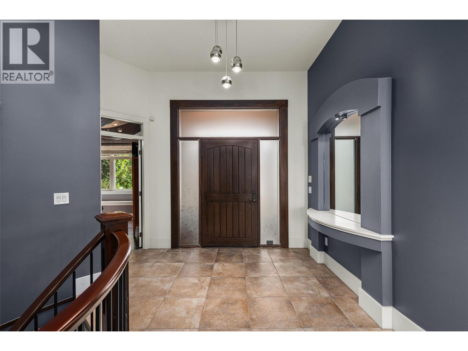 670 Devonian Avenue, Kelowna, British Columbia  V1W 5C2 - Photo 8 - 10394655