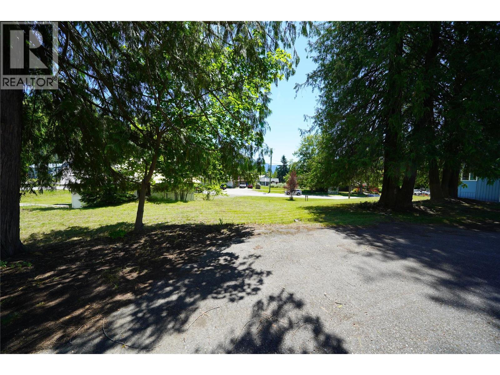 422 Slocan Avenue, New Denver, British Columbia  V0G 1S0 - Photo 25 - 10394904