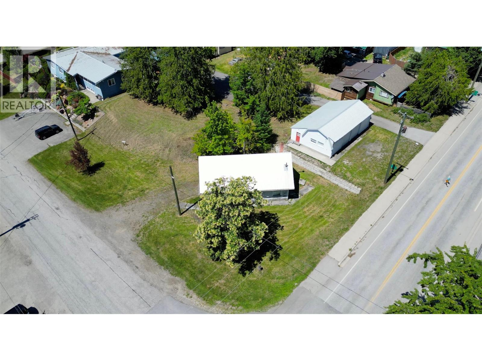 422 Slocan Avenue, New Denver, British Columbia  V0G 1S0 - Photo 5 - 10394904