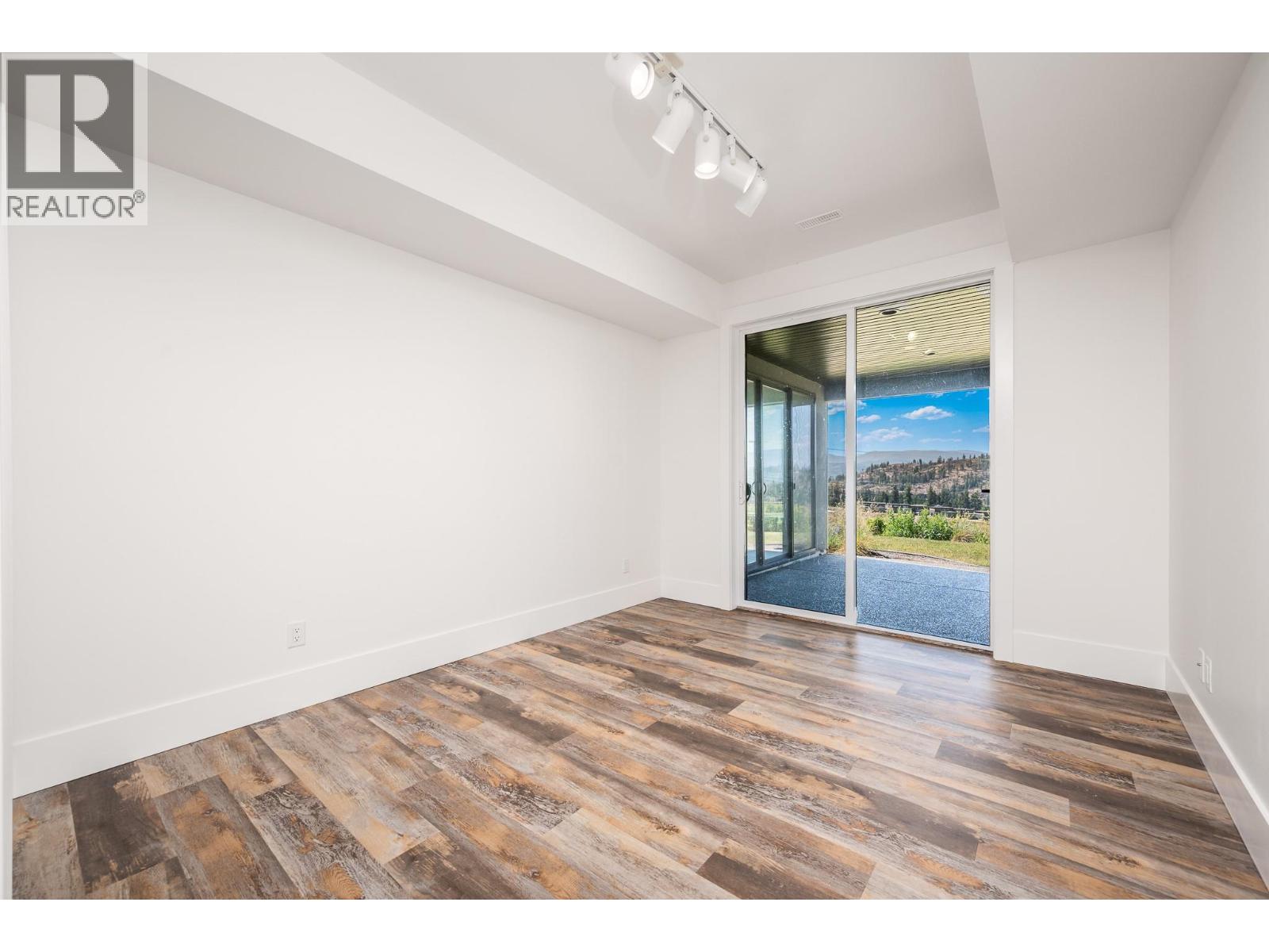 225 Dominion Way, Vernon, British Columbia  V1H 2M1 - Photo 45 - 10394530