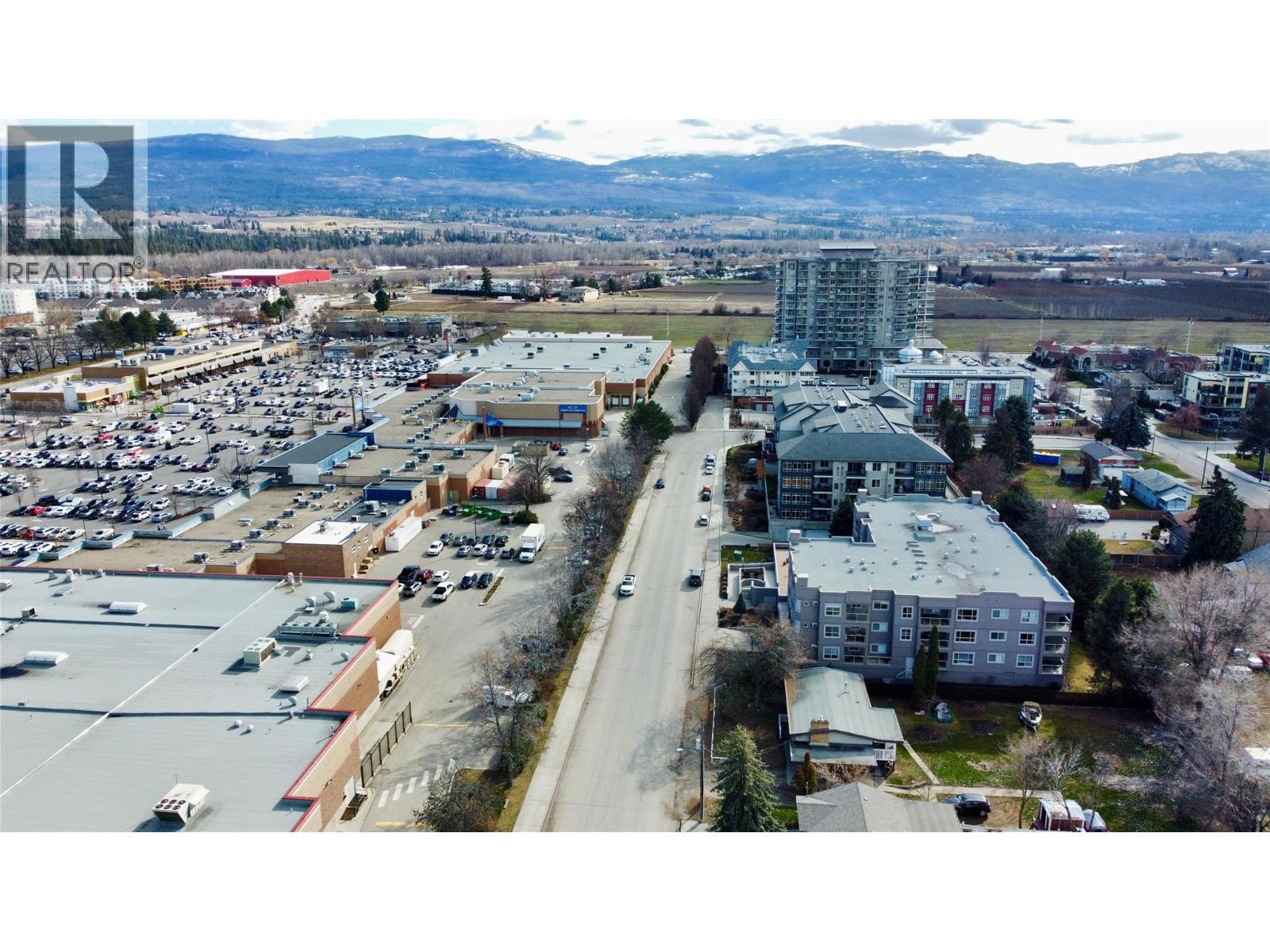 2110 Vasile Road, Kelowna, British Columbia  V1Y 6H5 - Photo 7 - 10394957