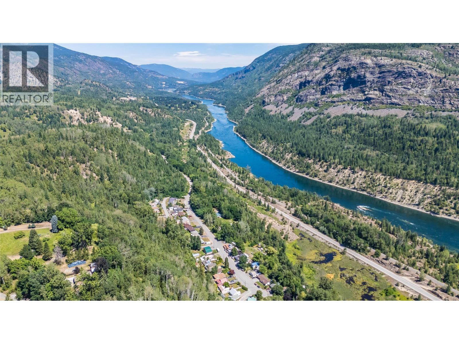 16 Hanna Drive, Trail, British Columbia  V1R 4V6 - Photo 39 - 10394906