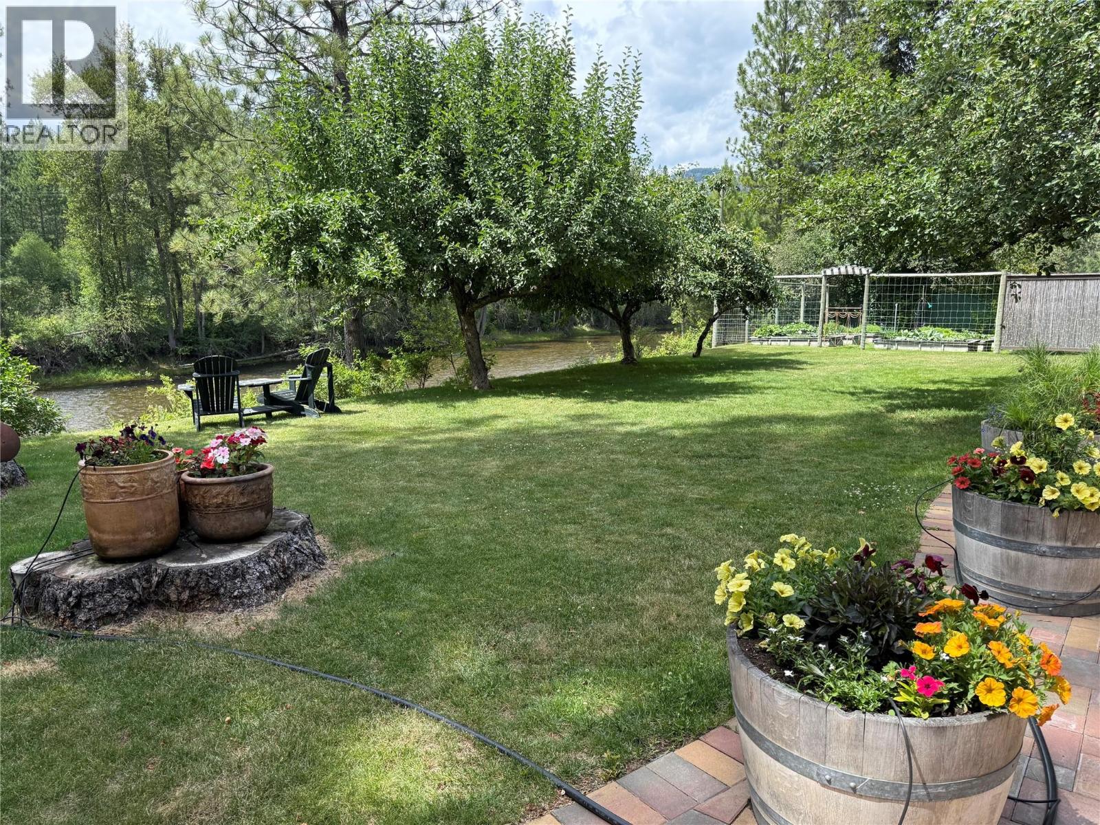 9655 Granby Road, Grand Forks, British Columbia  V0H 1H1 - Photo 23 - 10394457