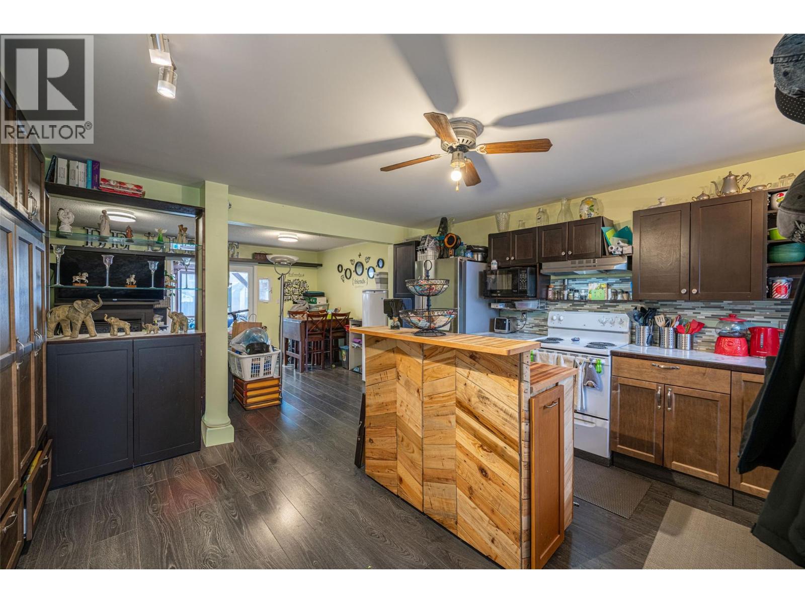 1816 43 Street, Vernon, British Columbia  V1T 6W8 - Photo 4 - 10395136