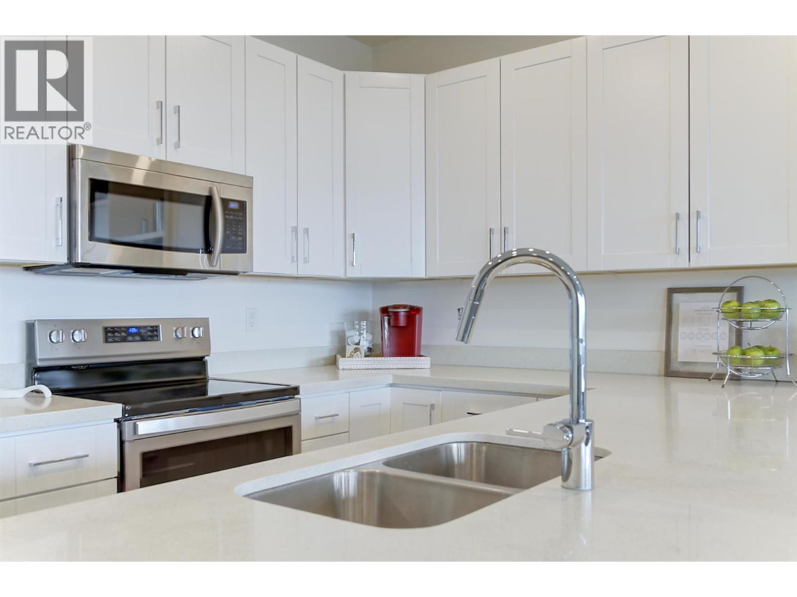 2484 Tallus Heights Lane, West Kelowna, British Columbia  V4T 3M2 - Photo 6 - 10394841