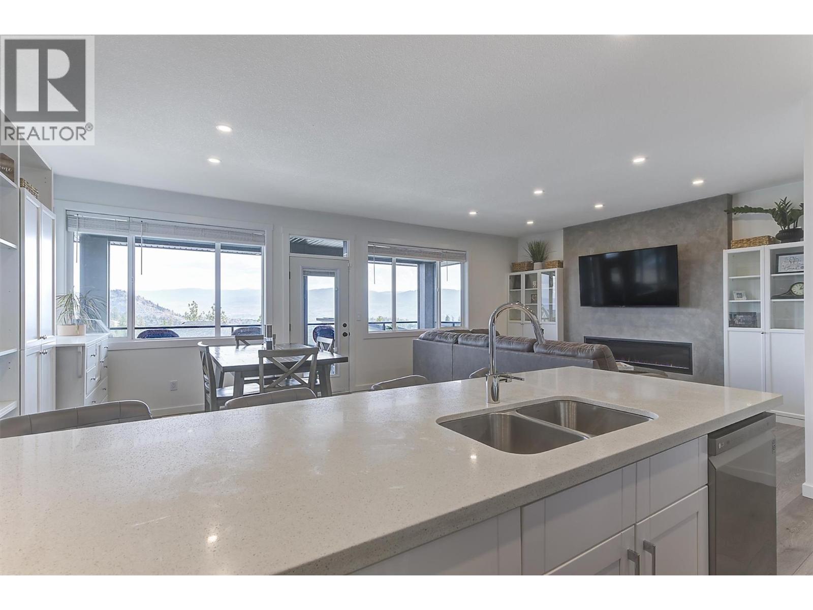 2484 Tallus Heights Lane, West Kelowna, British Columbia  V4T 3M2 - Photo 9 - 10394841