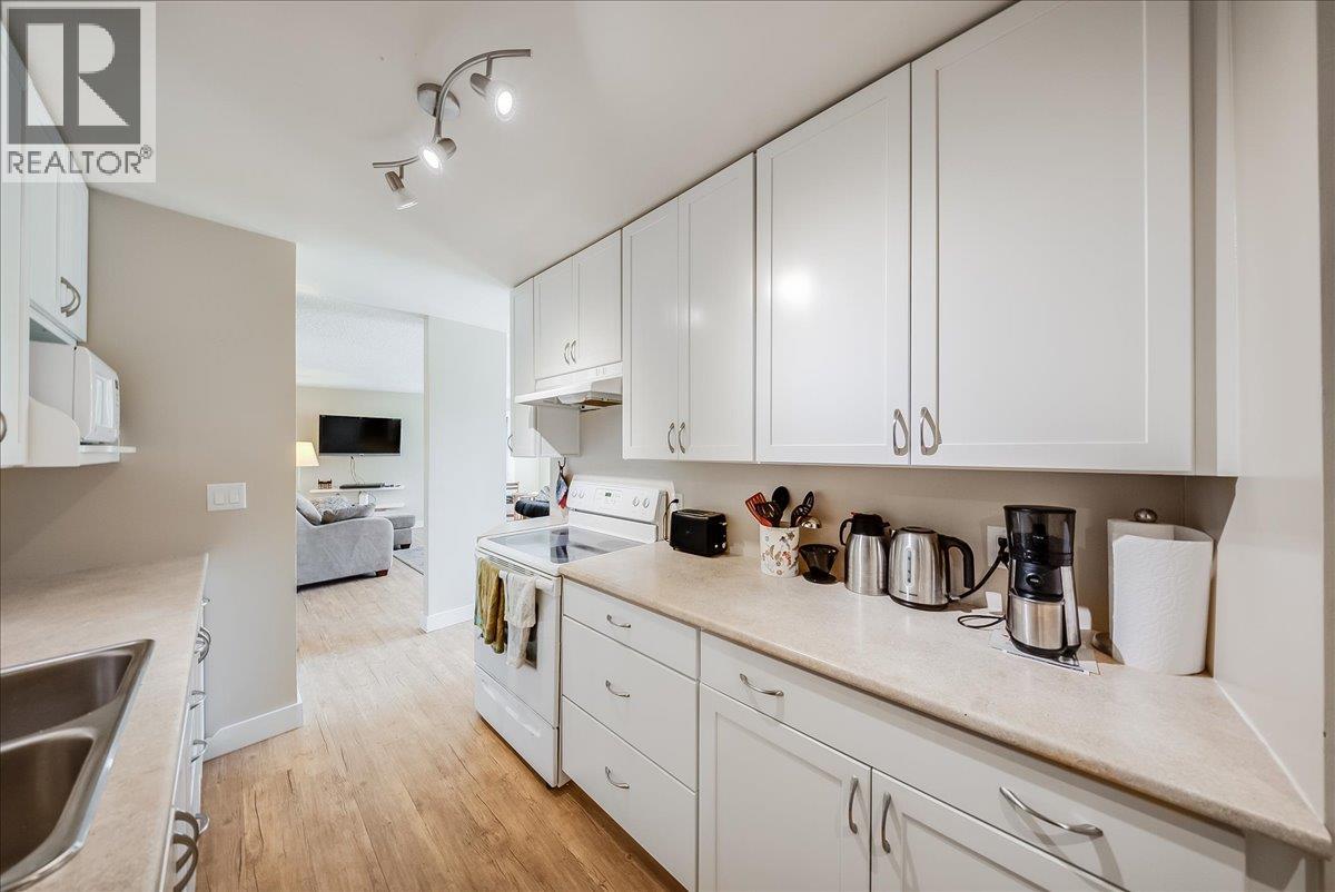 1510 Nickleplate Road Unit# 202, Rossland, British Columbia  V0G 1Y0 - Photo 14 - 10395163