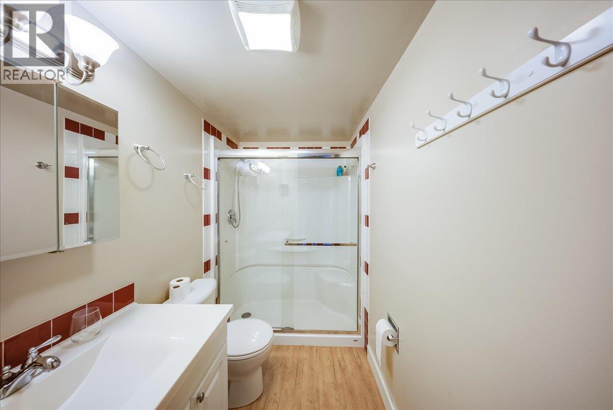 1510 Nickleplate Road Unit# 202, Rossland, British Columbia  V0G 1Y0 - Photo 8 - 10395163