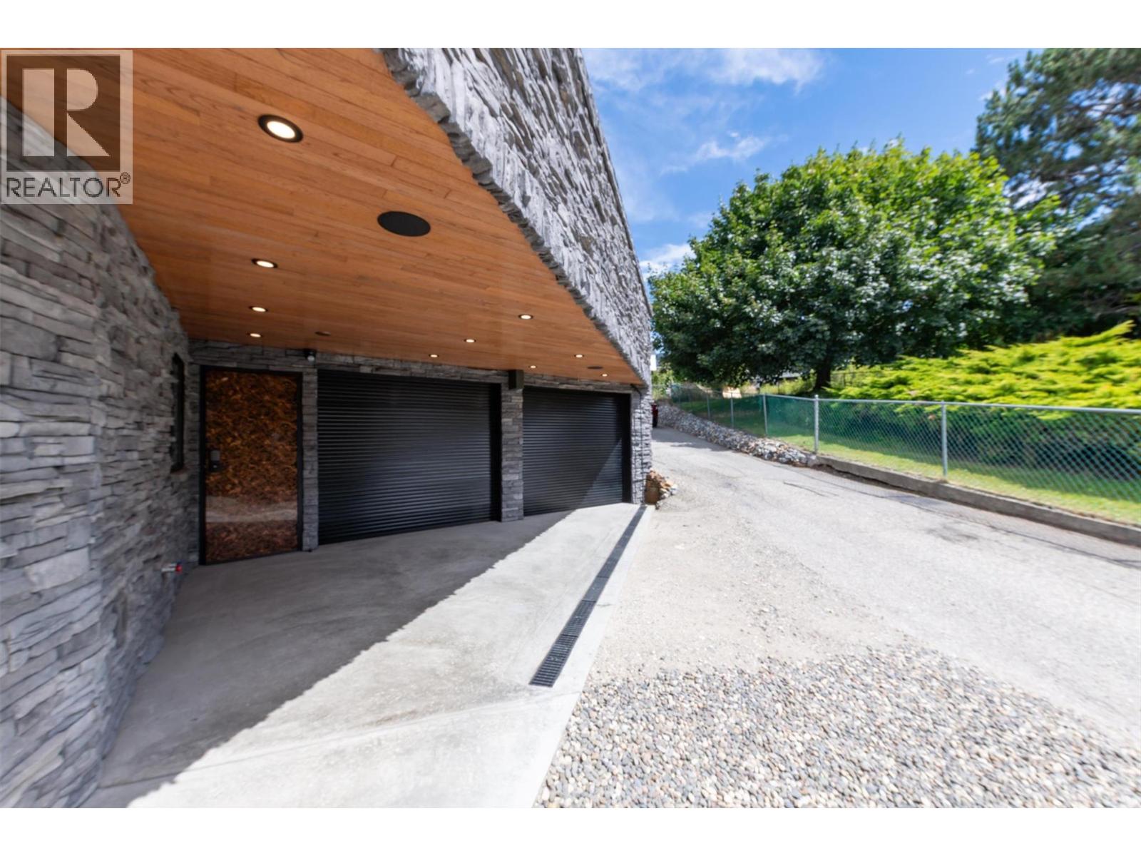 1165 Gibson Road, Kelowna, British Columbia  V1P 1B7 - Photo 29 - 10394832